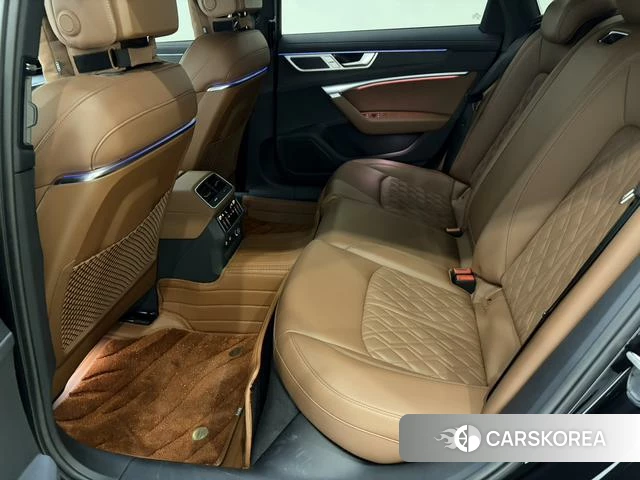 Audi A6L id 4215664 из Китая 9