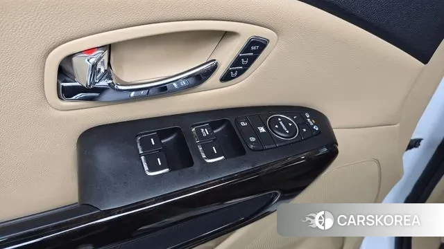 Kia The New Carnival id 3033984 из Кореи 9