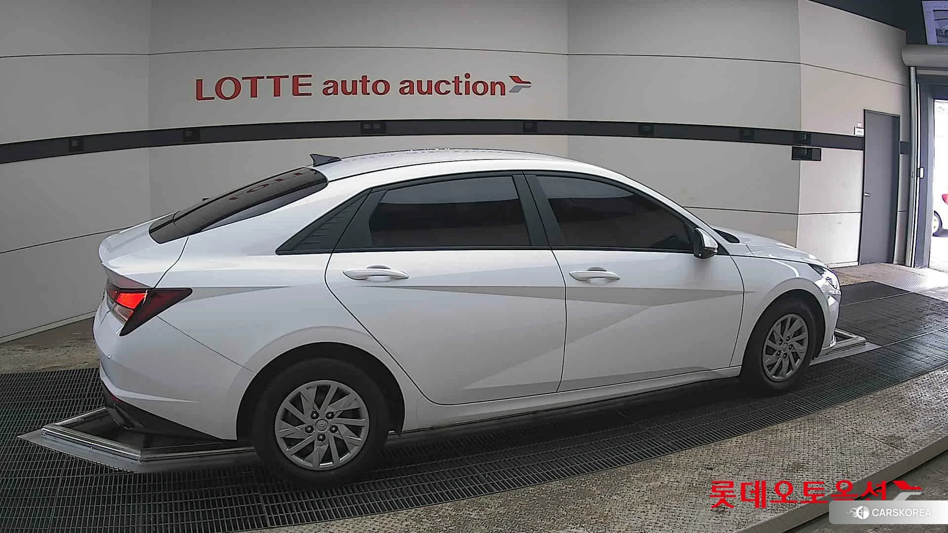 Hyundai Avante id 3869330 из Кореи 9