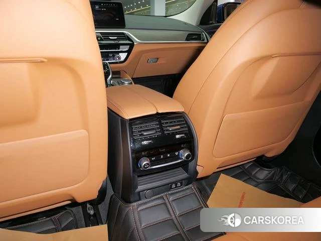 BMW 6 series GT id 4264116 из Китая 9