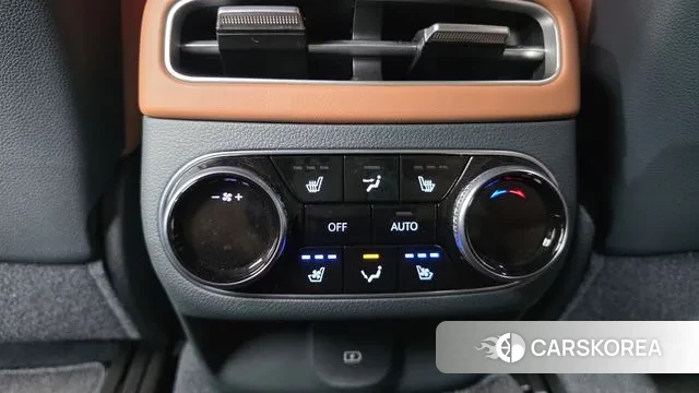 Genesis GV70 id 3508930 из Кореи 9