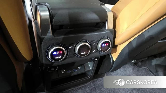 Land Rover Discovery 5 id 3801649 из Кореи 9