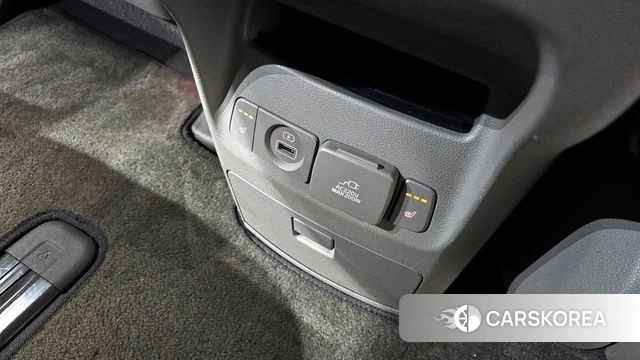 Kia All New Carnival id 4233228 из Кореи 9