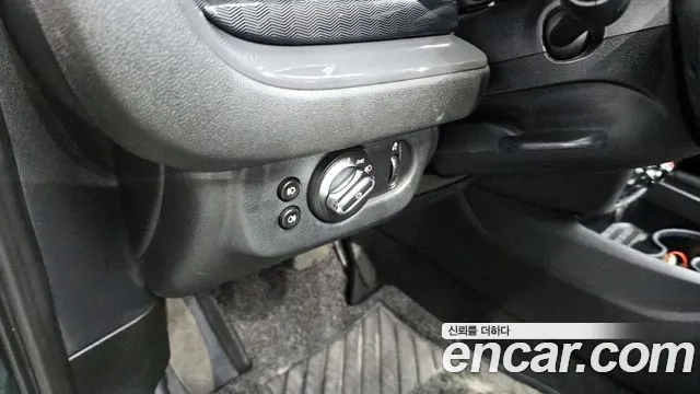 Mini Cooper Clubman id 2886833 из Кореи 9