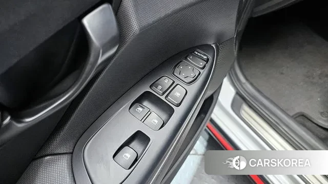 Hyundai Veloster (JS) id 3439065 из Кореи 9