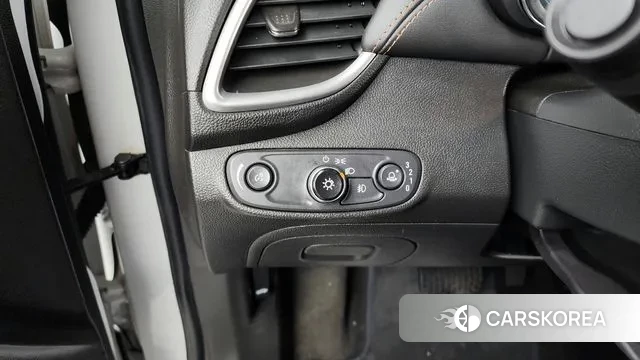 Chevrolet (GM Daewoo) The New Trax id 3484462 из Кореи 9