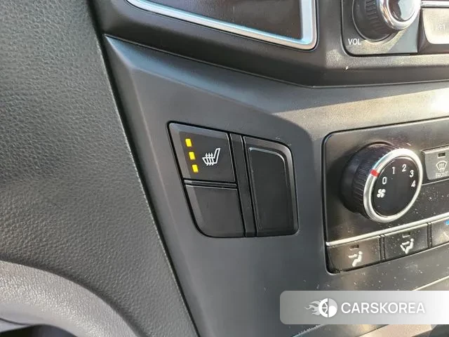 Hyundai The New Grand Starex id 3583110 из Кореи 9