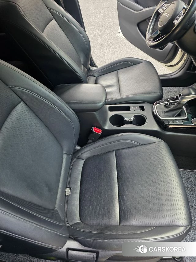 Kia Seltos id 4705011 из Кореи 9