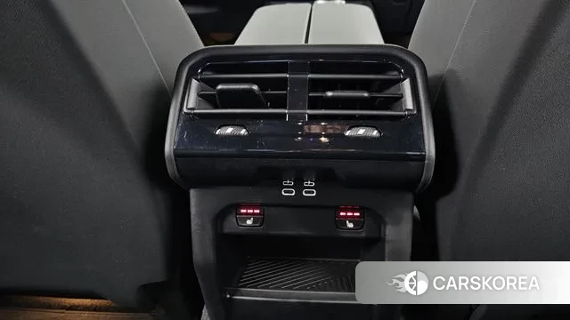 BMW 5 Series (G60) id 3441936 из Кореи 9