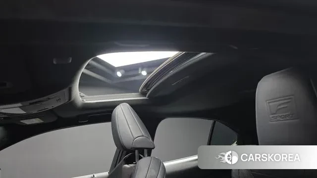 Lexus UX250h id 3468927 из Кореи 9