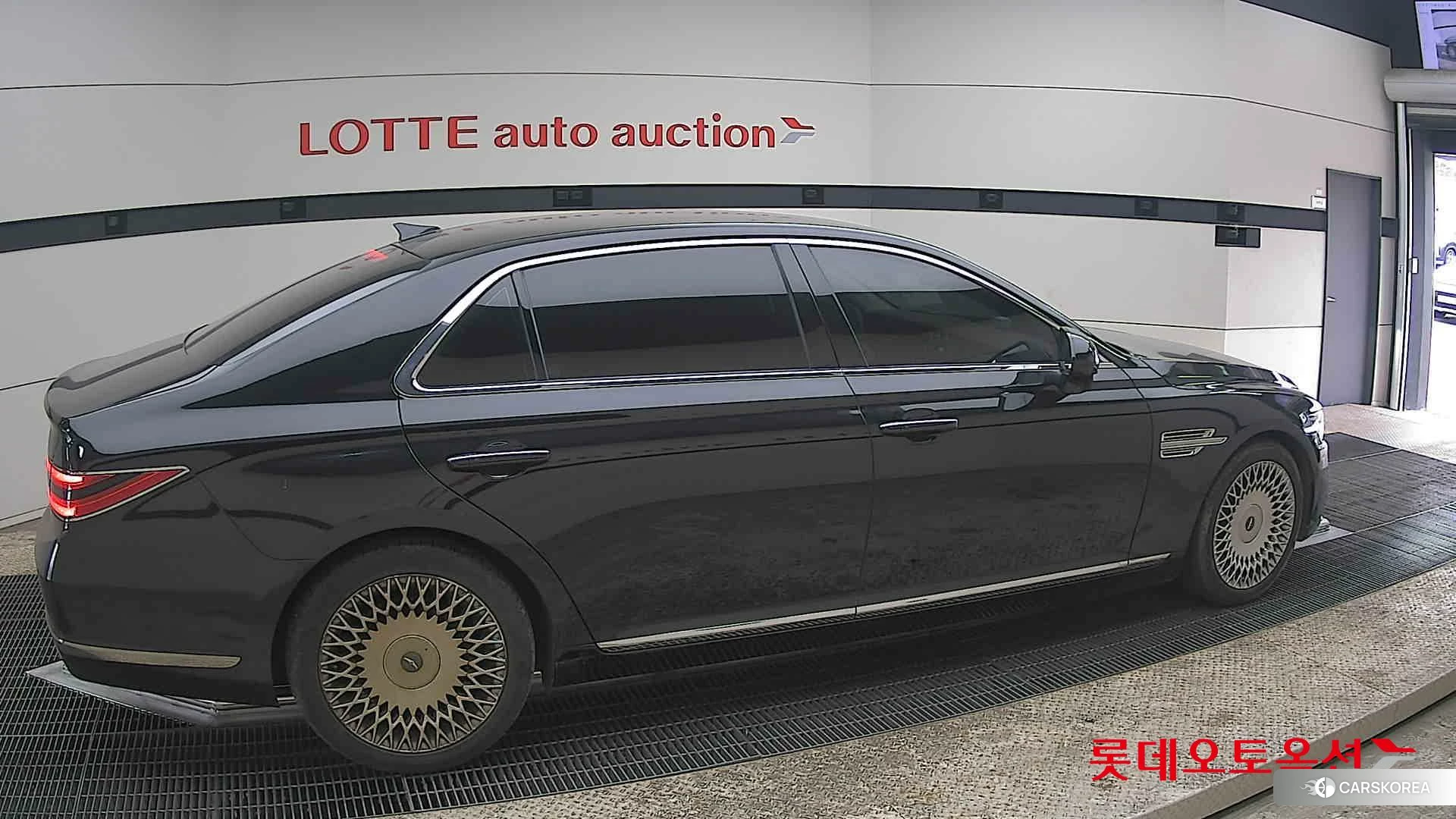 Hyundai G90 id 3869354 из Кореи 9