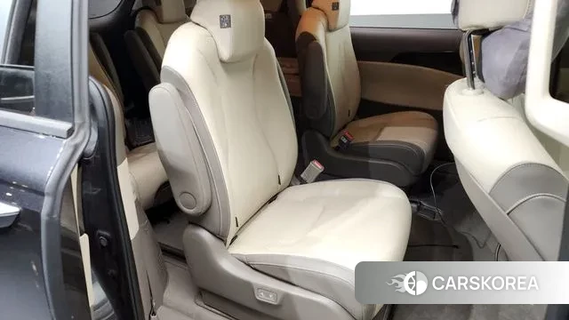 Kia Carnival 4th generation id 3394111 из Кореи 9