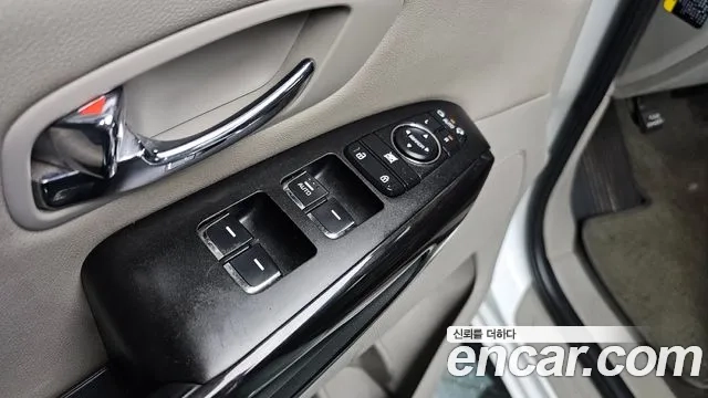 Kia The New Carnival id 2928099 из Кореи 9