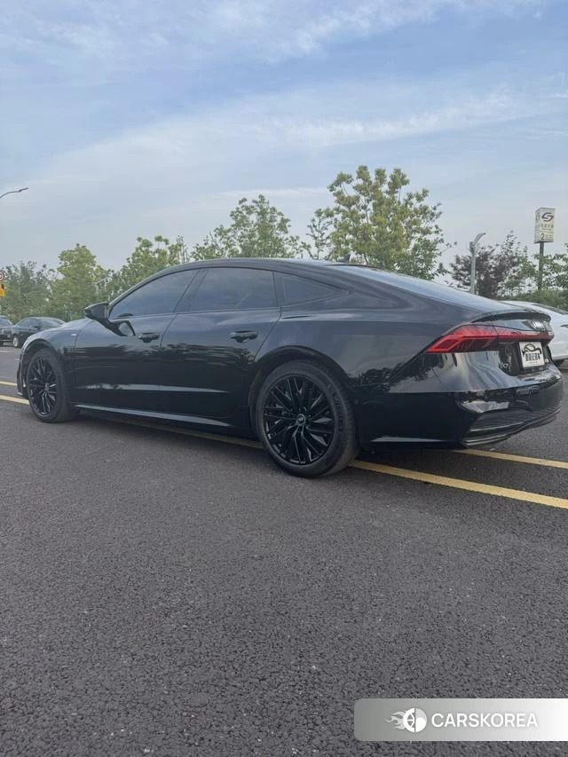 Audi A7 id 4320769 из Китая 9