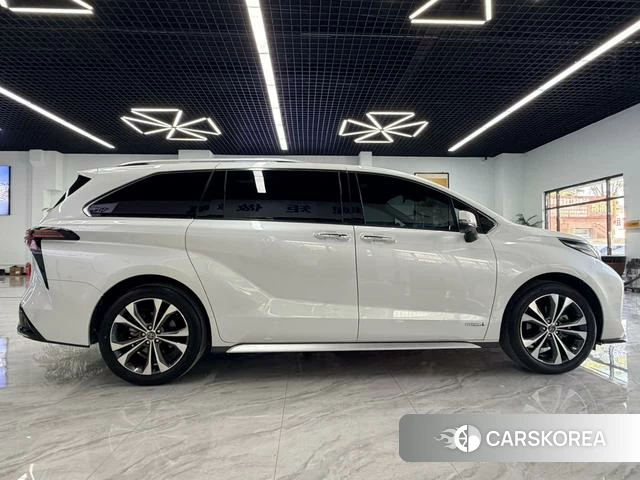 Toyota Grevia id 4301747 из Китая 9