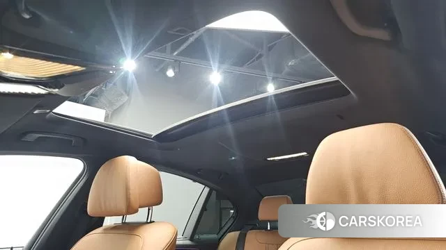 BMW 5 Series (G30) id 3355045 из Кореи 9