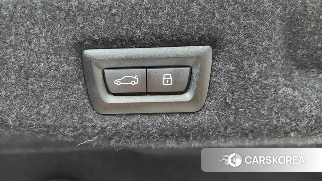 BMW 5 Series (G60) id 4229875 из Кореи 9