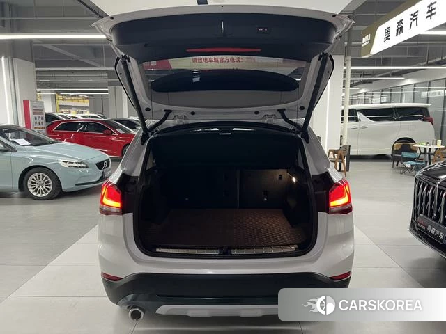 BMW X1 id 3908250 из Китая 9
