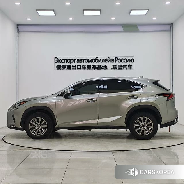 Lexus NX id 4236383 из Китая 9