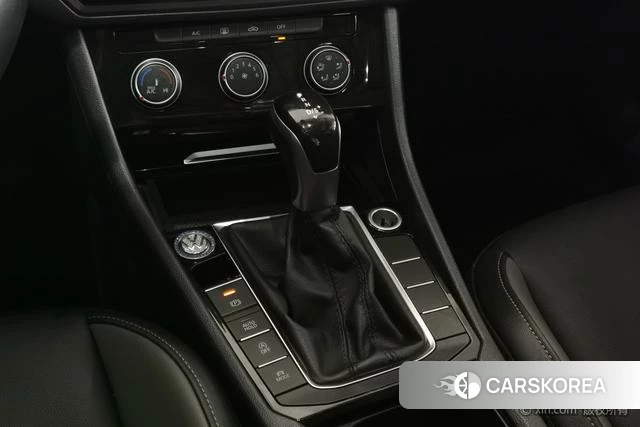 Volkswagen Sagitar id 4273239 из Китая 9