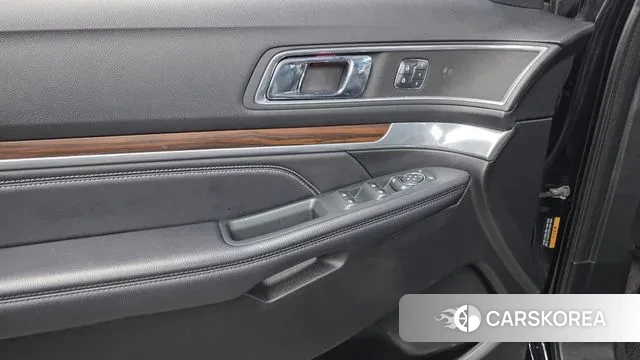 Ford Explorer id 3578875 из Кореи 9