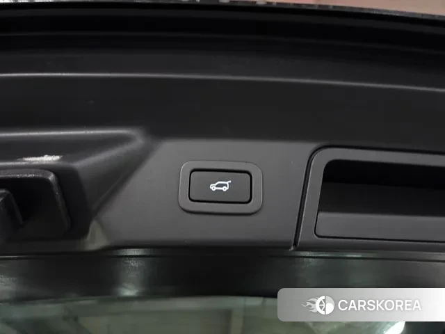 Land Rover Range Rover Velar id 3499911 из Кореи 9