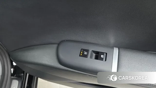 Hyundai Grandeur (GN7) id 2984347 из Кореи 9