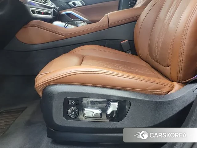 BMW X6 (G06) id 3052669 из Кореи 9