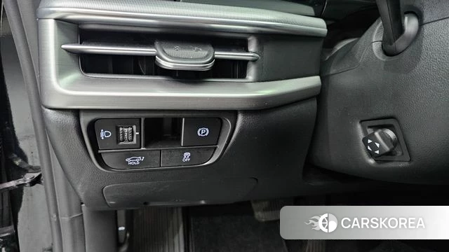 Hyundai Grandeur (GN7) id 3953441 из Кореи 9