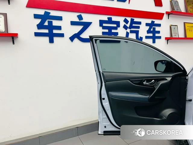 Nissan Qashqai id 4260873 из Китая 9