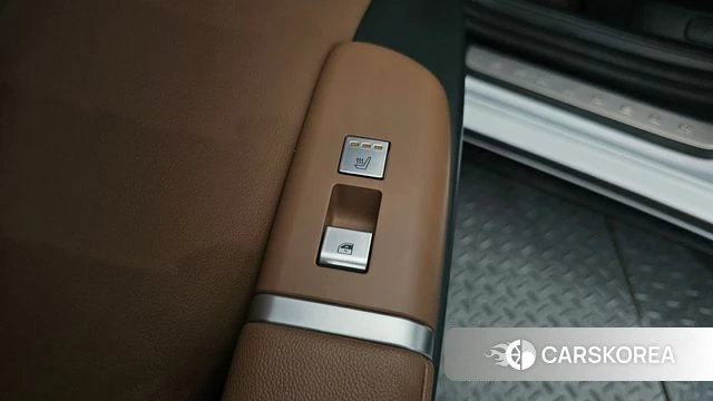 Hyundai Grandeur (GN7) id 4488684 из Кореи 9