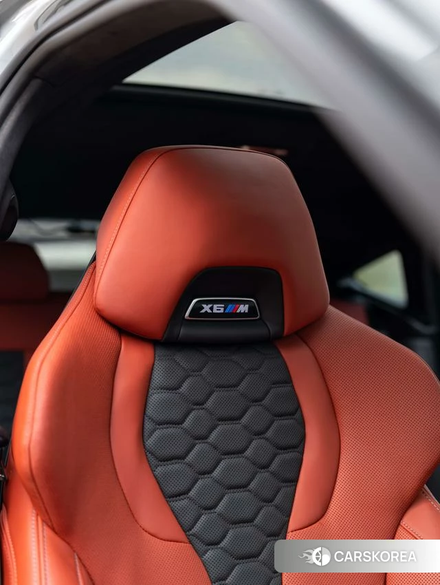 BMW X6 M id 4239264 из Китая 9