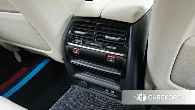 BMW 5 Series (G30) id 3942252 из Кореи 9