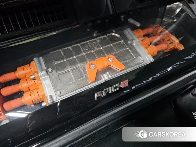 Ferrari SF90 Spider id 3711943 из Кореи 9