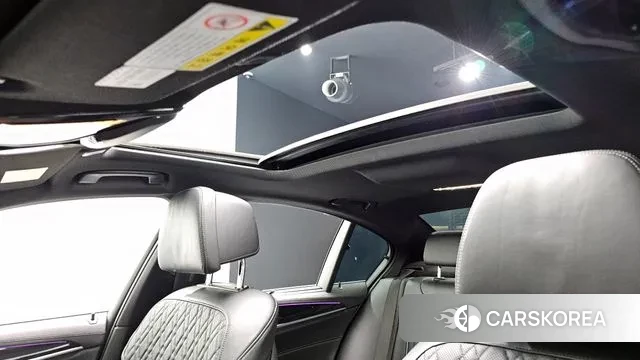 BMW 5 Series (G30) id 2902747 из Кореи 9