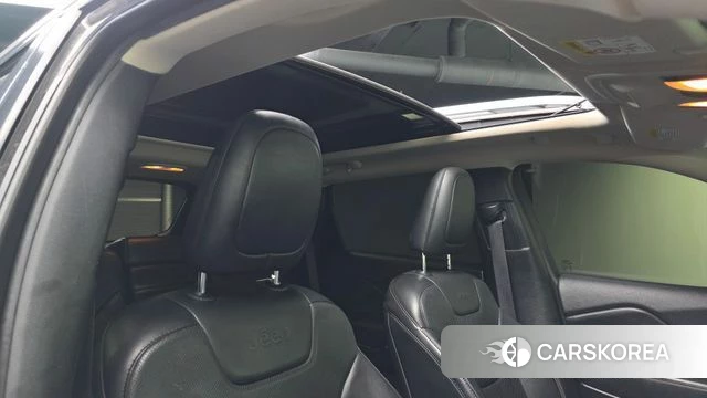 Jeep Cherokee (KL) id 3853862 из Кореи 9