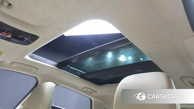 Hyundai Grandeur (GN7) id 4422231 из Кореи 9