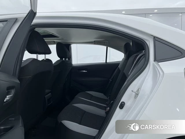 Toyota Corolla id 4365832 из Китая 9