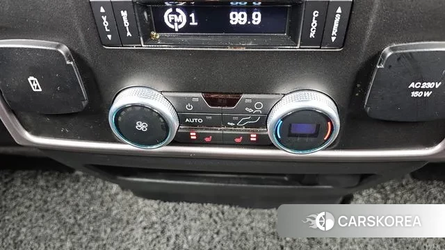 Ford Expeditation id 3389718 из Кореи 9