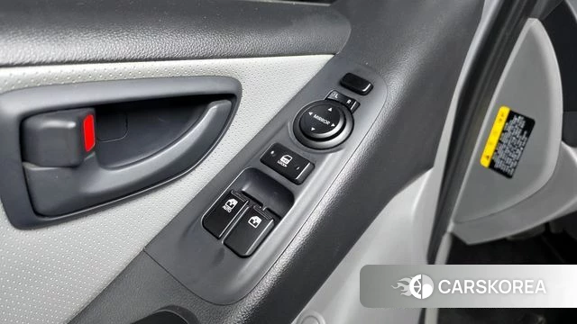 Hyundai The New Grand Starex id 3845177 из Кореи 9