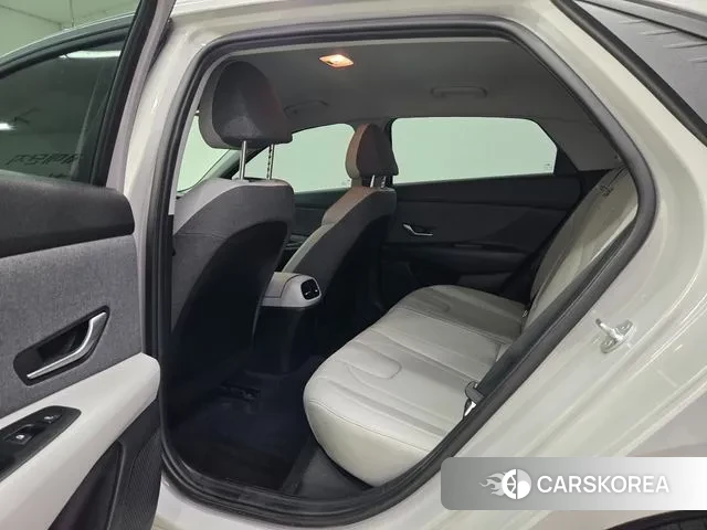 Hyundai Avante (CN7) id 3340515 из Кореи 9