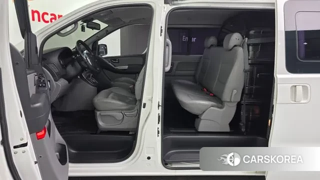 Hyundai The New Grand Starex id 3627176 из Кореи 9