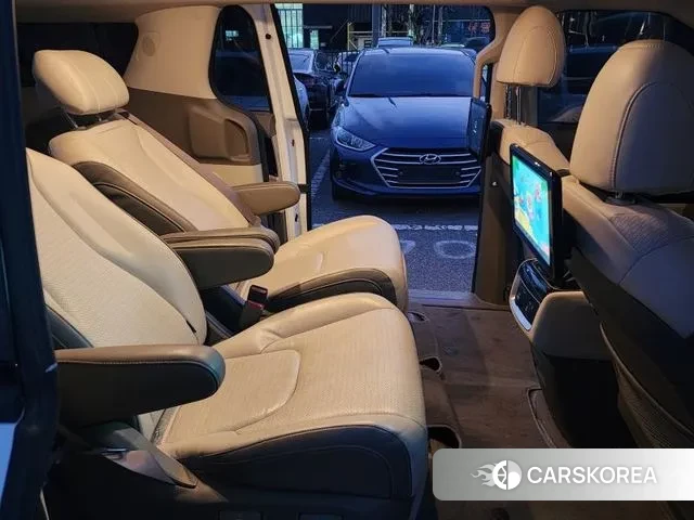 Kia Carnival 4th generation id 3438126 из Кореи 9