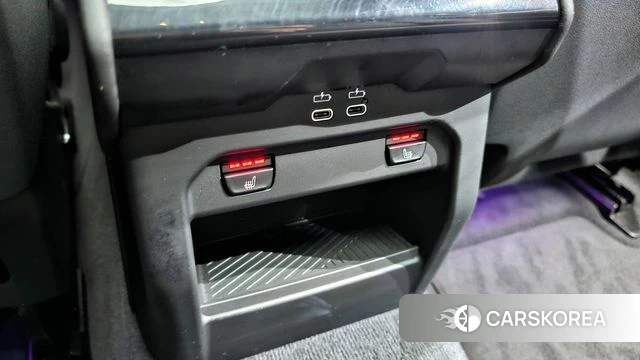 BMW 5 Series (G60) id 3817323 из Кореи 9