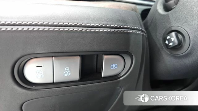 Genesis G90 (RS4) id 4730948 из Кореи 9