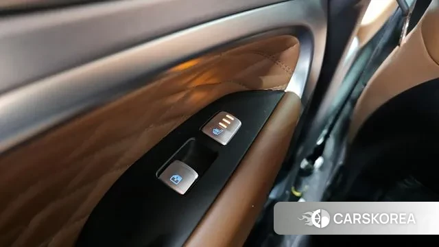 Genesis G70 id 3307385 из Кореи 9