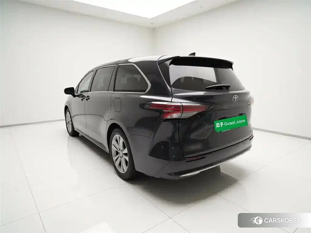 Toyota Sienna id 4547596 из Китая 9
