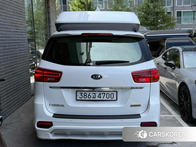 Kia The New Carnival id 4667344 из Кореи 9