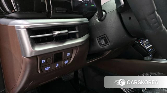 Hyundai Grandeur Hybrid (GN7) id 3817615 из Кореи 9