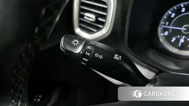 Hyundai Venue id 3319228 из Кореи 9